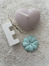 Letter E