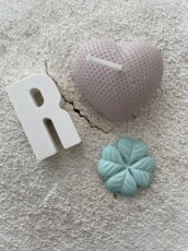 Letter R